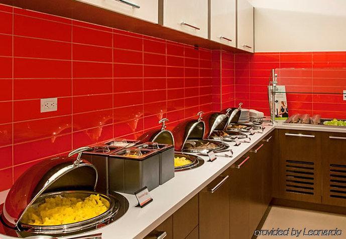 By Marriott Manhattan/ Midtown Eastside Hotel New York